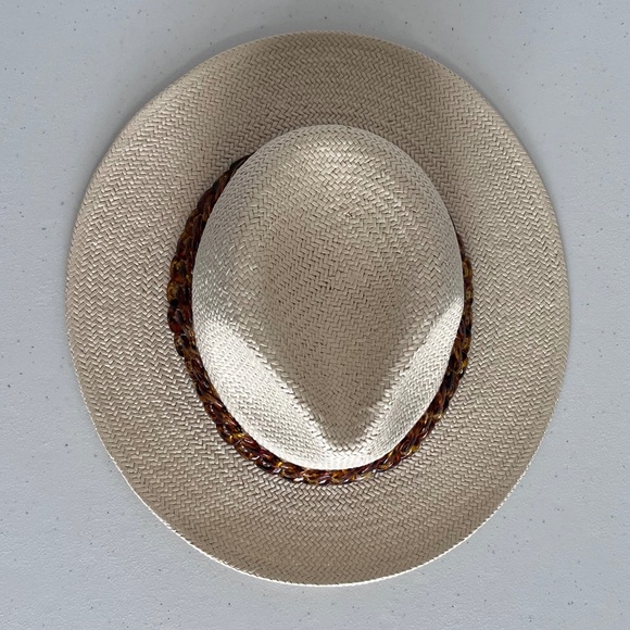 Michael Kors Women’s Straw Chain-Detail Fedora - Picture 5 of 10